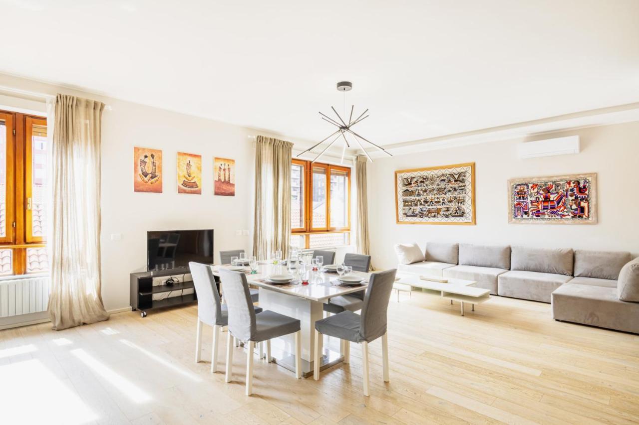 Easylife - Elegante Penthouse Sui Navigli Apartment
