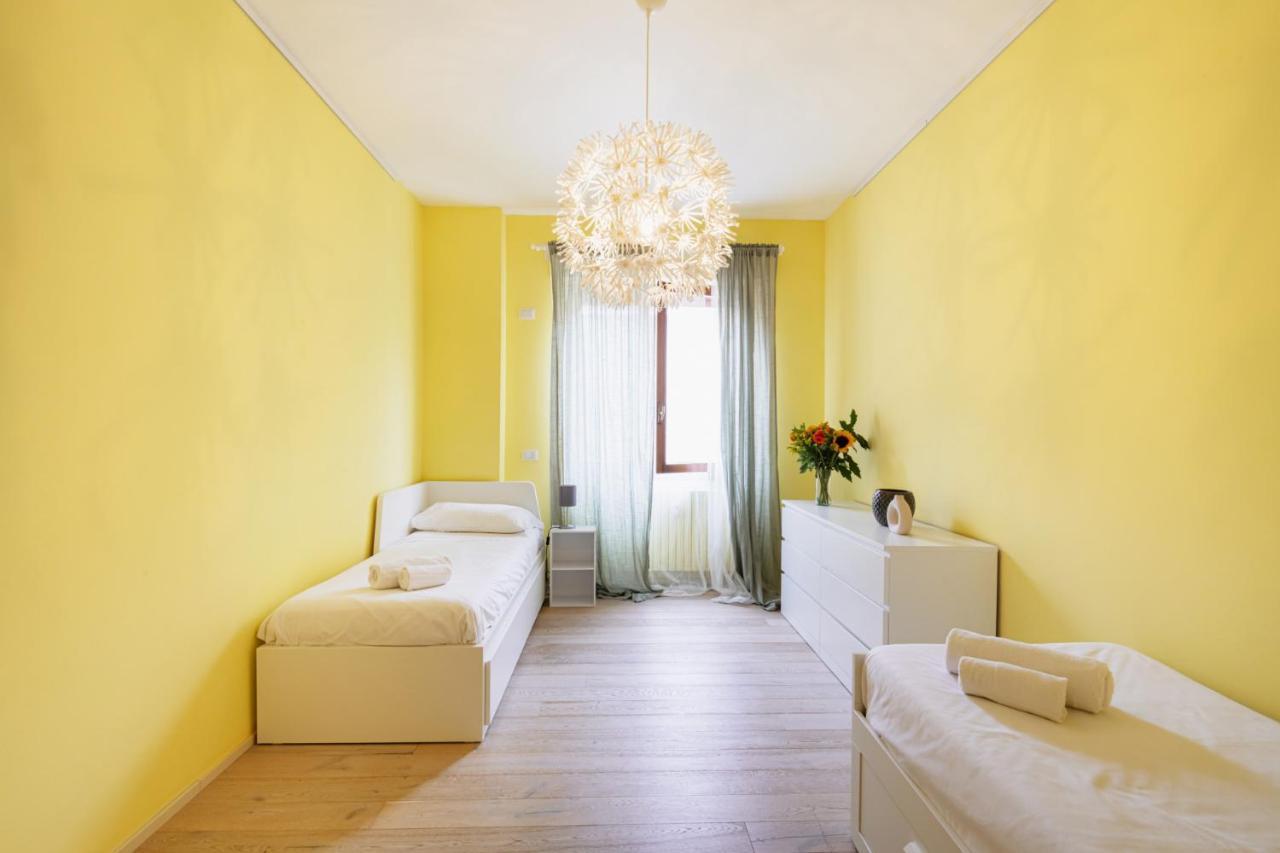 Apartment Easylife - Elegante Penthouse Sui Navigli *
