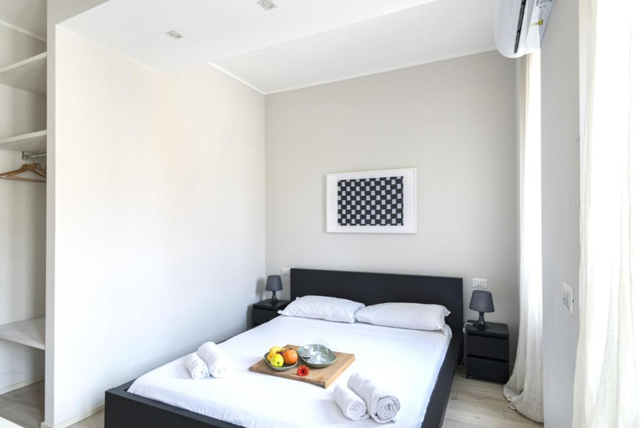 Easylife - Elegante Penthouse Sui Navigli * Milan